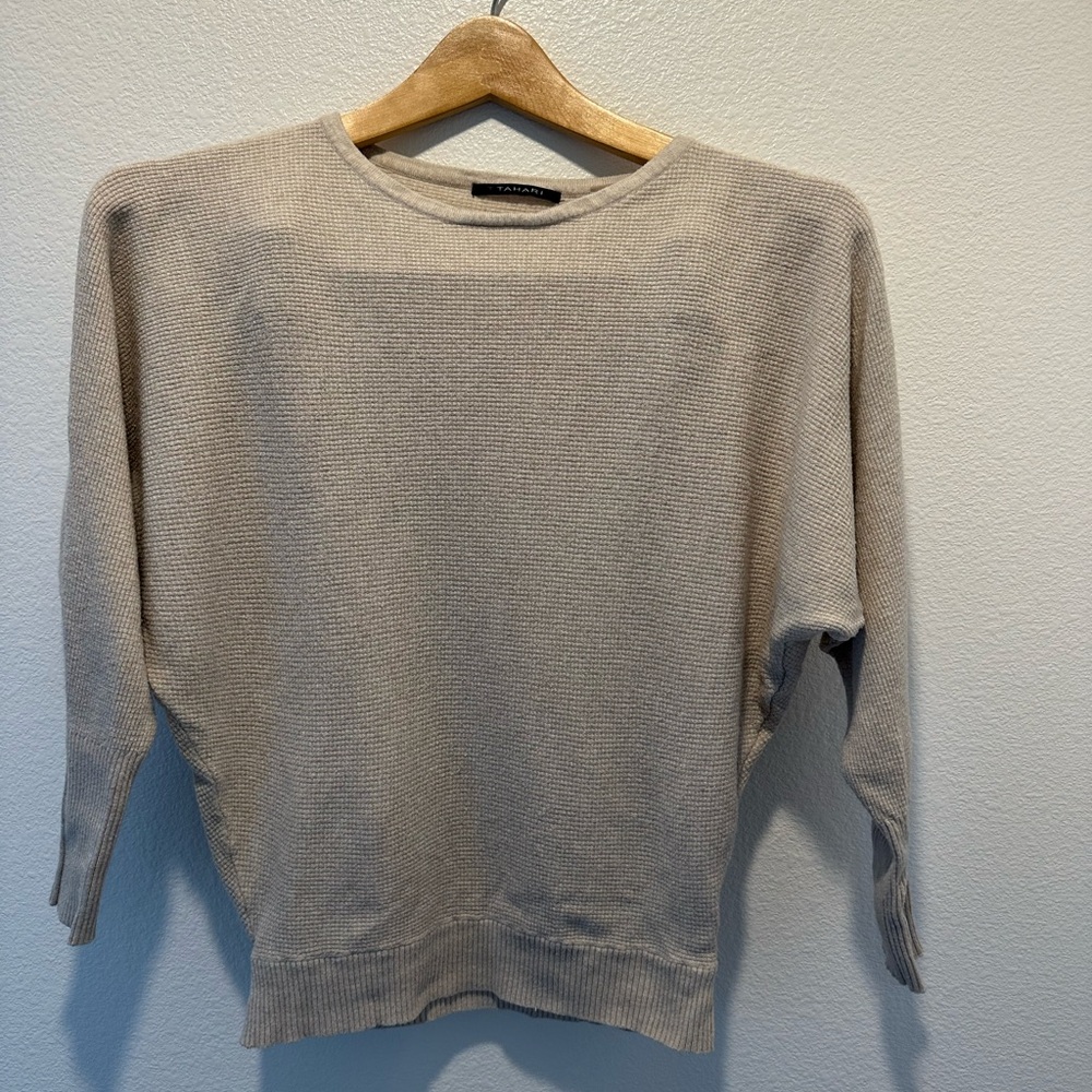 Tahari - Women's Beige Sweater -  XS
